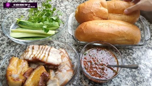 Bánh mì thịt khìa thơm ngon hấp dẫn